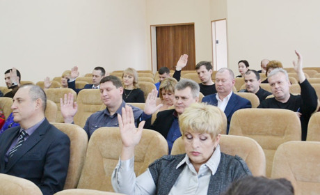 Покровські депутати розподілили вільні залишки міського бюджету