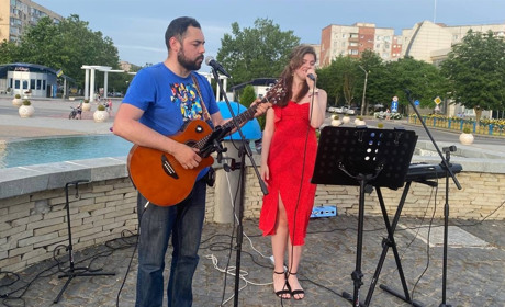 Южненські волонтери наспівали для херсонців понад дві тисячі гривень допомоги (ФОТО)