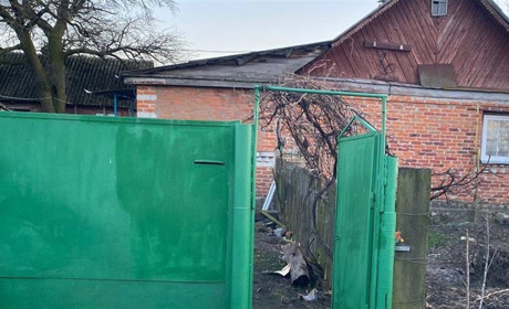 Чоловік з дружиною зарізали свого приятеля та закопали тіло поруч зі своїм будинком