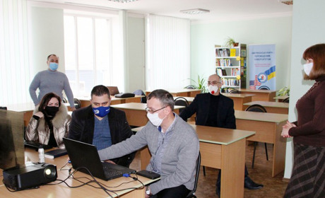 У ДонНТУ готують авторів для Вікіпедії