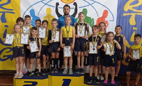 З Відкритого чемпіонату Черкаської області хортингісти привезли 17 медалей