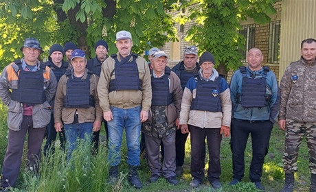 Гуляйпільських комунальників забезпечили бронежилетами