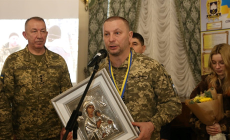 Уродженець Чортківщини, сержант 10-ї ОГШБр «Едельвейс» Степан Барна став «Людиною року-2023»