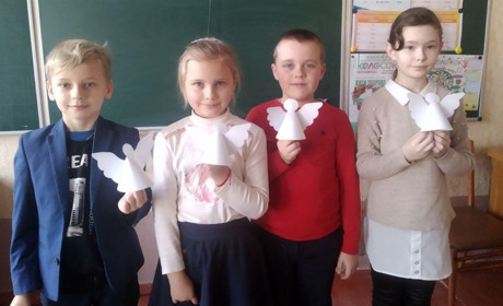 Учні ліцею взяли участь у Всеукраїнській акції "Ангели пам'яті"