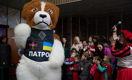 Ініційований нардепом Арсенієм Пушкаренком проєкт "Діти Перемоги" завітав до Звягельського району