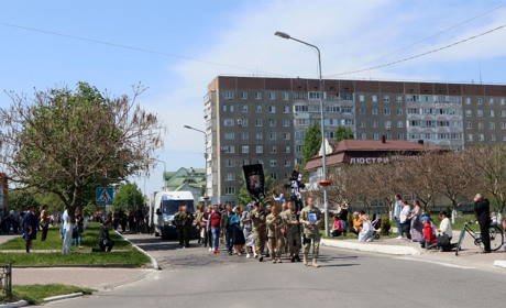 Вараш попрощався з земляком-захисником. Він помер від ран 9 травня