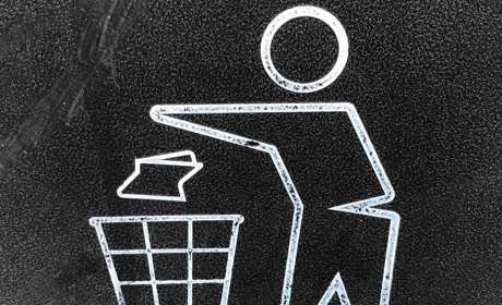Сміття та спалювання листя: за що та на скільки штрафують жителів Сарненської громади