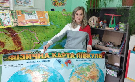 Першокласники громади отримали сучасну дидактику для своїх уроків