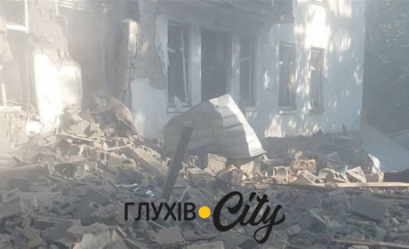 На Глухівщині значні пошкодження внаслідок обстрілів минулої доби. Які села атакували