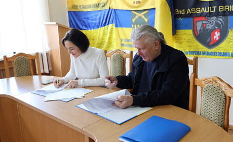 Красилівська та Шосткинська територіальні громади стали партнерами