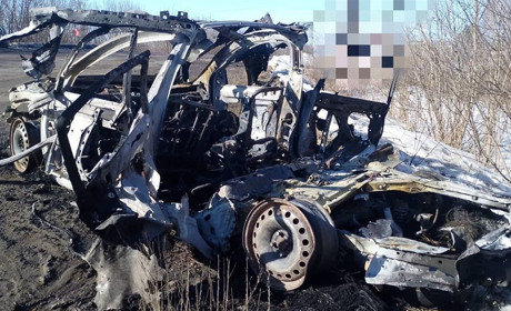 Терор на дорогах Сумщини: росіяни масовано атакують цивільний транспорт дронами