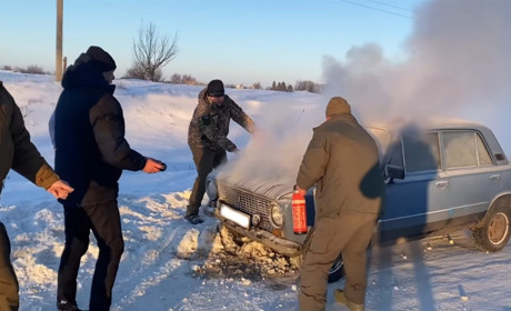 В Миколаївці горіла автівка (ВІДЕО)