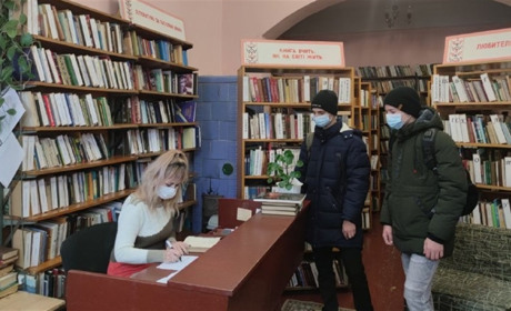 890 нових книг отримали бібіліотеки Кіцманської громади