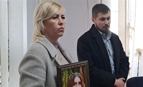 Довічне ув'язнення: у Кропивницькому оголосили вирок у справі вбивства 16-річної Діани Хріненко