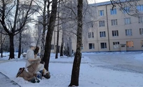 Чому безконтрольний прийом антибіотиків може загрожувати життю? Відповідь фахівців