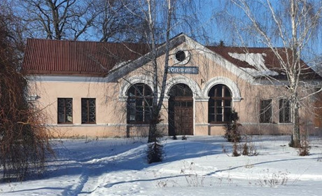 Через станцію Волфино вже вісім років не курсують поїзди: що ж працює у прикордонному селі