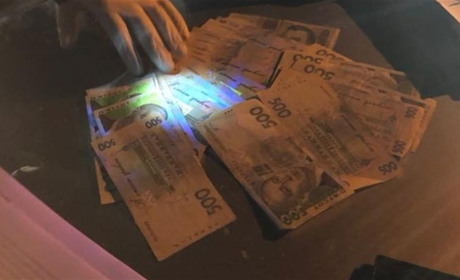 У Біляївському районі затримали голову сільради через хабар 