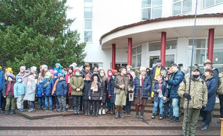 У Старому Угринові відзначили 112-у річницю від дня народження Провідника ОУН Степана Бандери