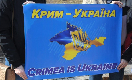 Херсонські депутати звернуться до Президента, Прем'єра та Верховної ради щодо Криму. Про що саме?