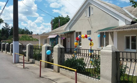 Біляївський дитсадок "Журавлик" відновив роботу, а що відбувається у "Веселці" (фоторепортаж)