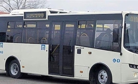 У Нетішині комунальний автобус курсуватиме на міське кладовище на постійній основі