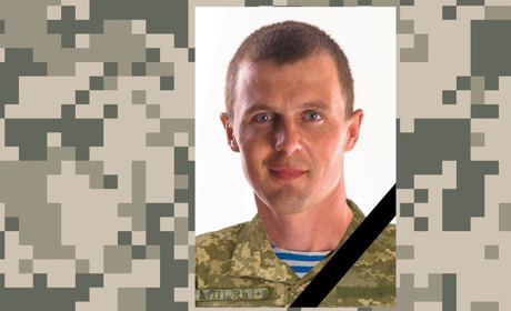 Загиблому Герою Михайлові Настащуку відкрили меморіальну дошку на фасаді Ставчанської школи