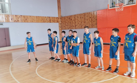 Юні баскетболісти зі Сміли взяли участь у відкритому Чемпіонаті міста Черкаси