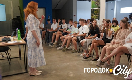 Як народжуються сучасні ліки: учасники літньої школи Виноградського побували у ролі розробників