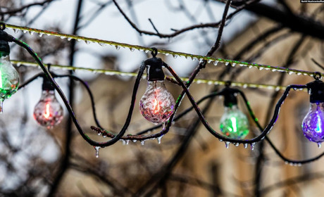 🟡 Крижаний дощ очікується в Одеській області: оголошено жовтий рівень небезпеки