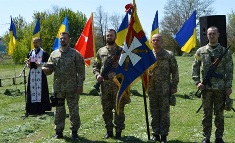 Вперше на Переяславщині батальйону тероборони вручили мотиваційний прапор