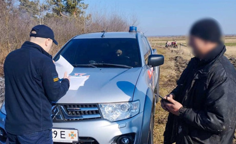 У Сарненському районі за добу оштрафували пʼятьох паліїв