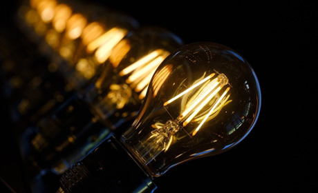 У Сватовому на трьох вулицях не буде світла: дізнайтеся, на яких