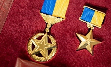 Зеленський нагородив військових за форсування Дніпра та бої на лівобережжі Херсонщини