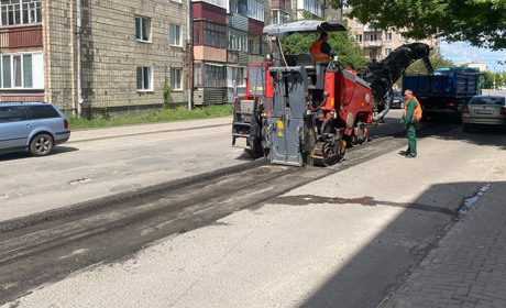 Понад шість мільйонів — на дороги: скільки Сарненській громаді коштує ремонт покриття