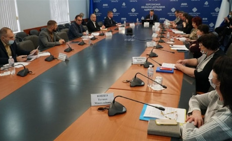 Горизонталь проти вертикалі