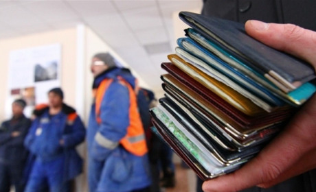 Перевіряють усіх мігрантів на території Володимиреччини