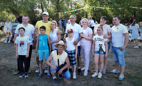 Які біляївські родини добре розважились під час спортивного конкурсу: вони отримали за це подарунки