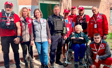 З Куп’янщини евакуювали людей з обмеженими фізичними можливостями