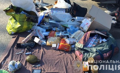 На одному з ринків міста поліцейські вилучили майже півтори тисячі пачок цигарок без акцизу