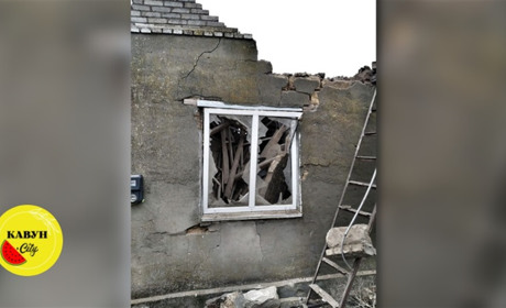 Ворожі обстріли Херсонщини не припиняються, правоохоронці фіксують нові злочини окупантів