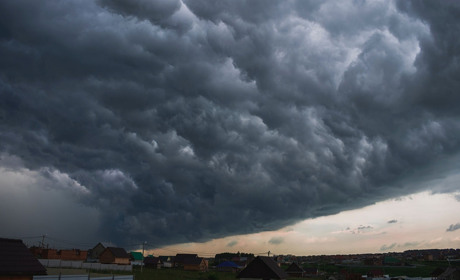 1 липня на Київщині прогнозують град і шквал