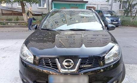 У Нетішині сталася аварія: під колеса автівки потрапила 10-річна дитина