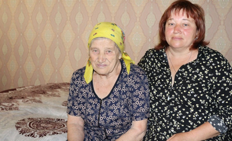 Родина з Комишувахи: Так хочеться додому, навіть на попелище, але українське…
