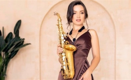 Шикарные саксофонисты и саксофонистки на частные праздники, дни рождения в Киеве и пригороде