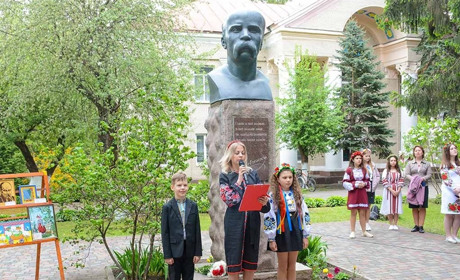 Річниця перепоховання Тараса Шевченка: як вшанували пам'ять Кобзаря в Кагарлику