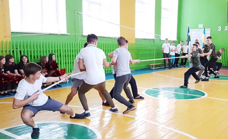 В Удачному відбулось військово-спортивне свято