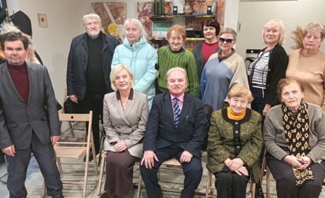 Енергетична зустріч у Чорткові з письменником Володимиром Барною