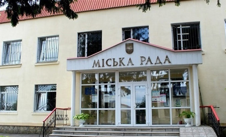 Депутати міської ради виділили кошти на відкриття Калинівської міської аптеки