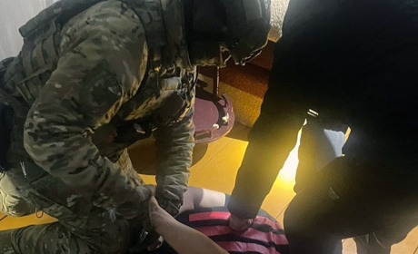 Двоє братів зі Звягеля постануть перед судом за виготовлення психотропів