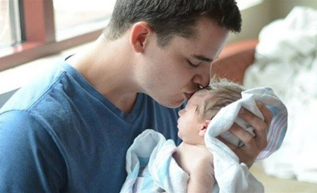 Рада дозволила батьку йти в декрет, а також брати 14-денну додаткову відпустку